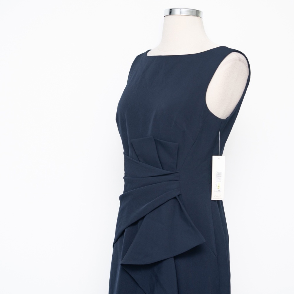Eliza J. Ruffle Front Gown. - Picture 12 of 15